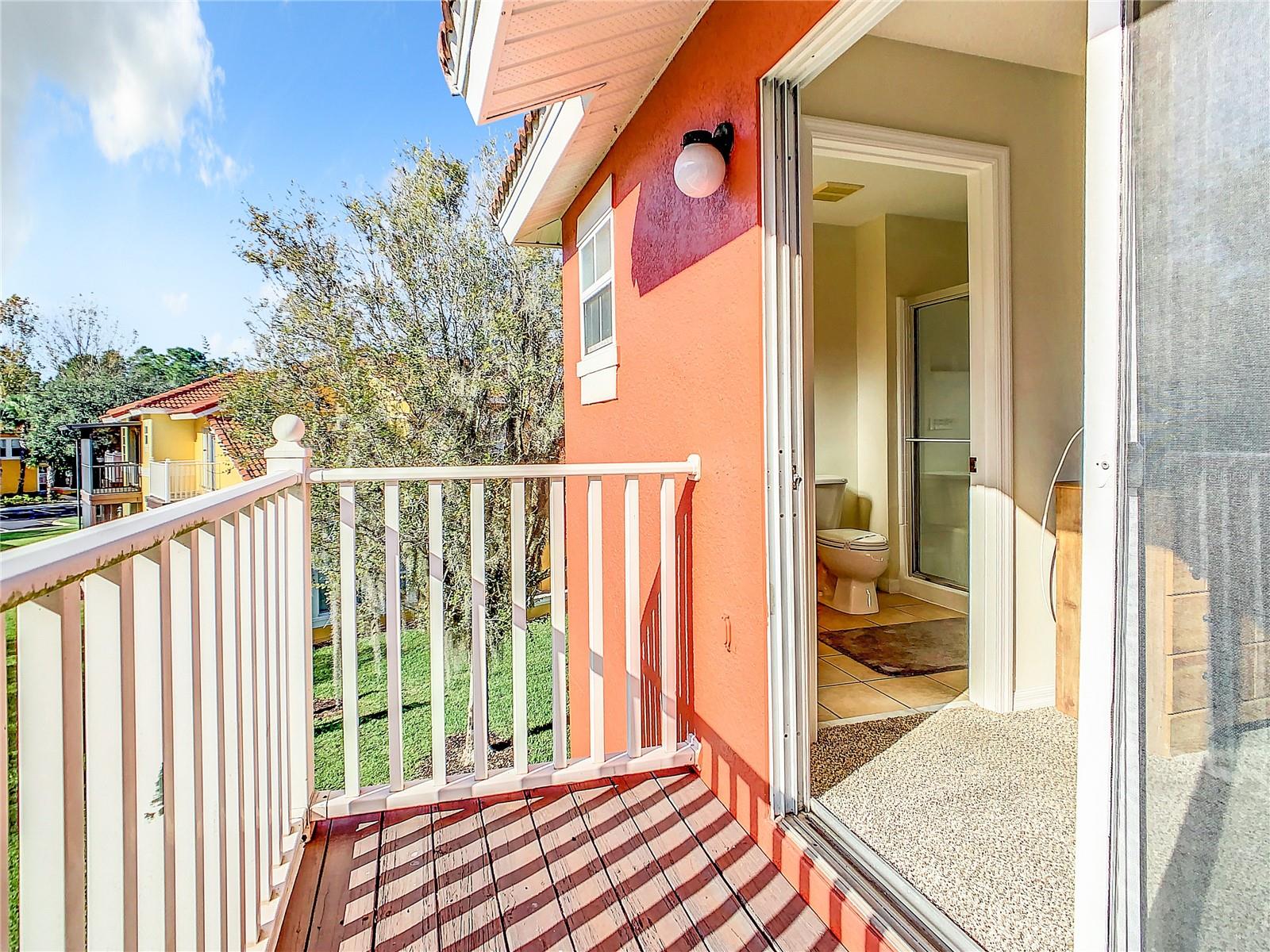 Image 33 of 51 For 8410 Blue Lagoon Drive