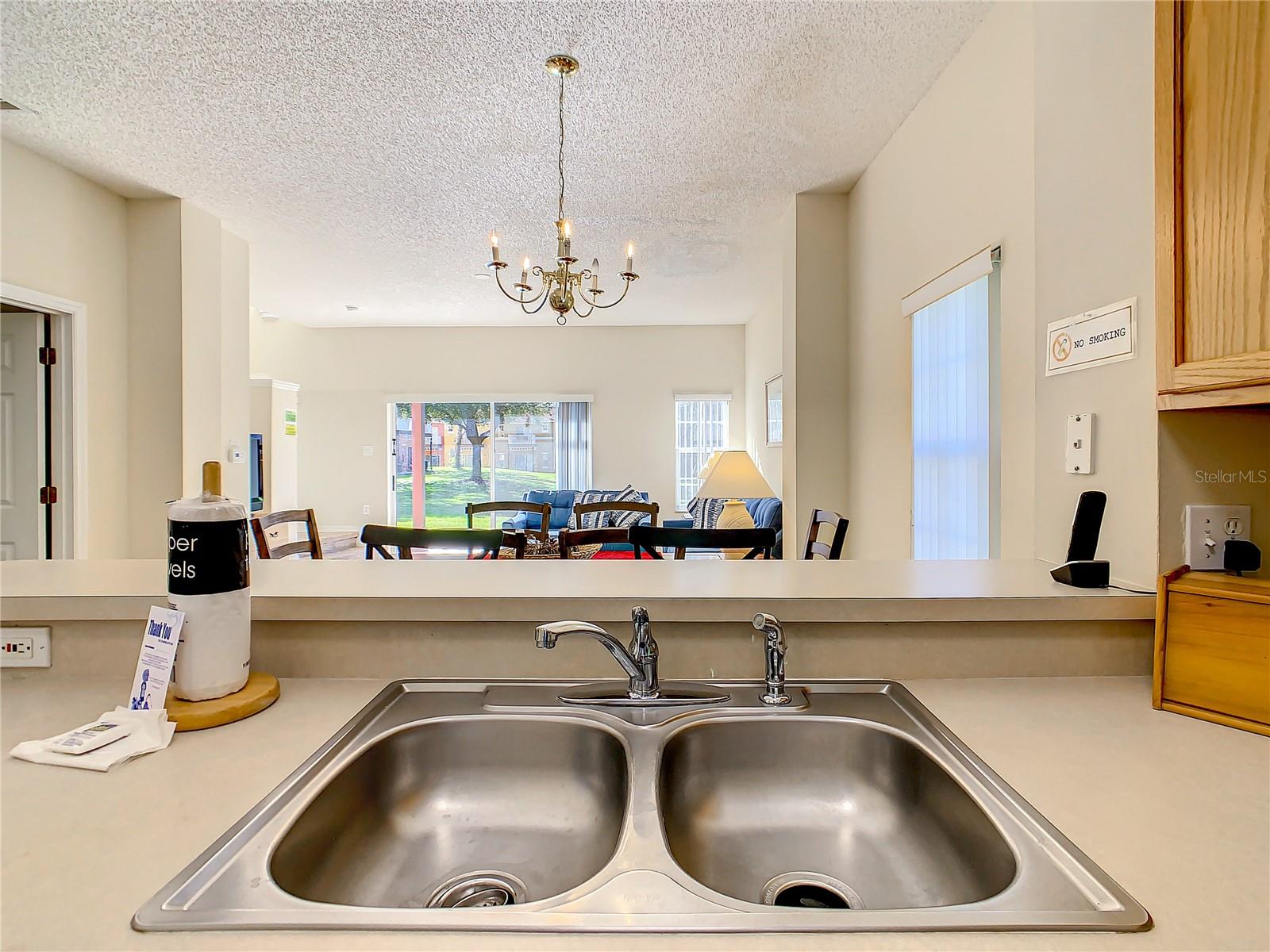 Image 6 of 51 For 8410 Blue Lagoon Drive