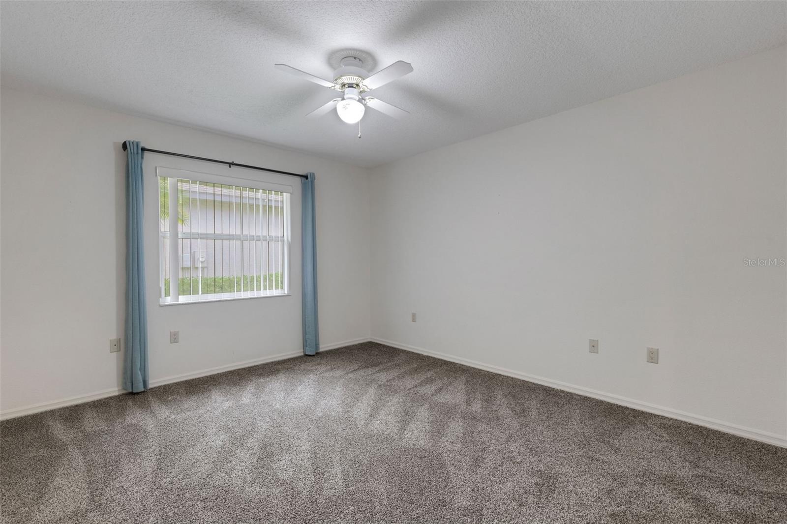 Image 39 of 82 For 334 Heatherpoint Drive