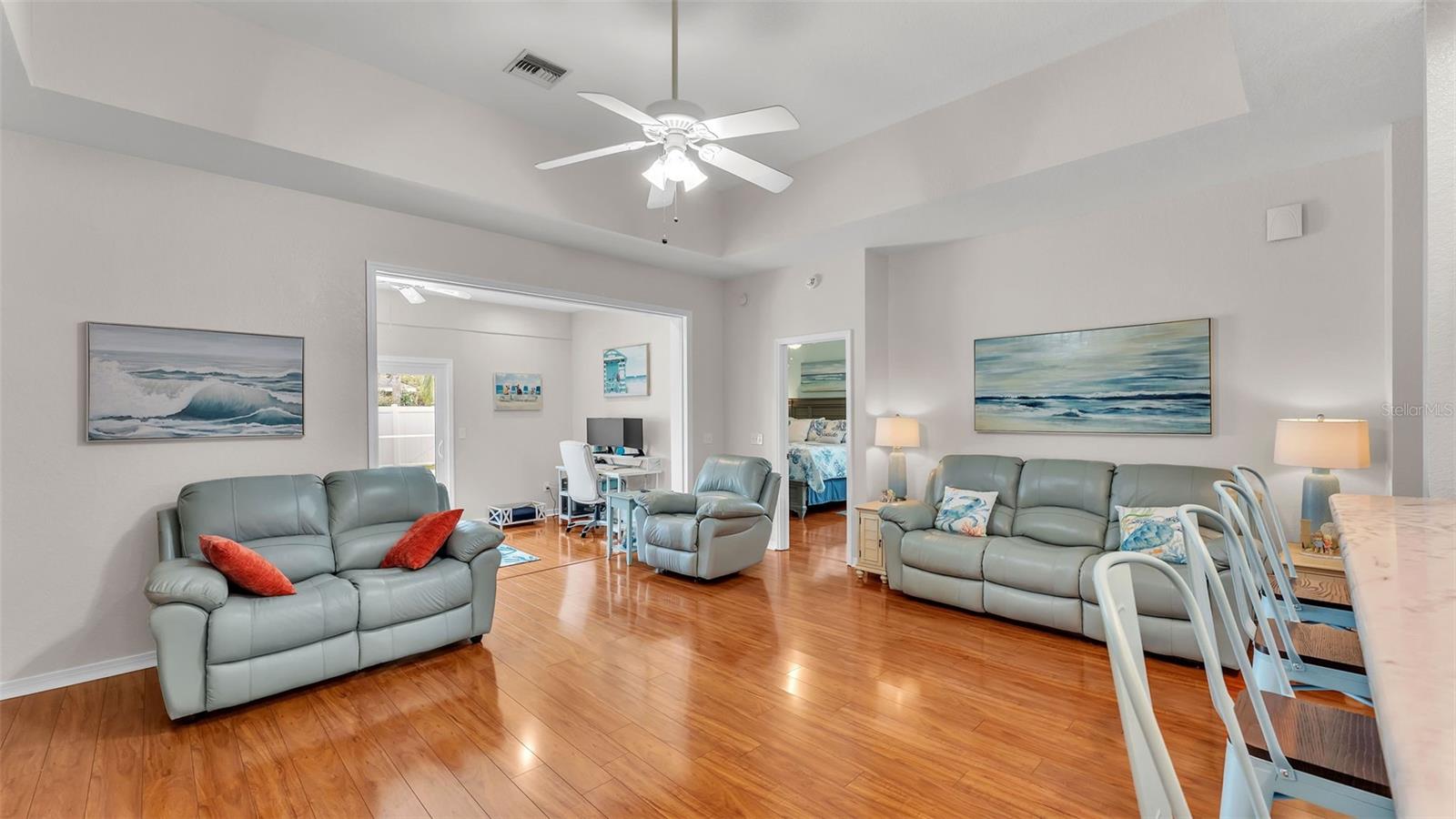 Image 26 of 47 For 3324 Oak Hill Place