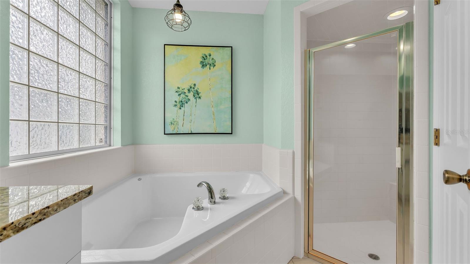 Image 34 of 47 For 3324 Oak Hill Place