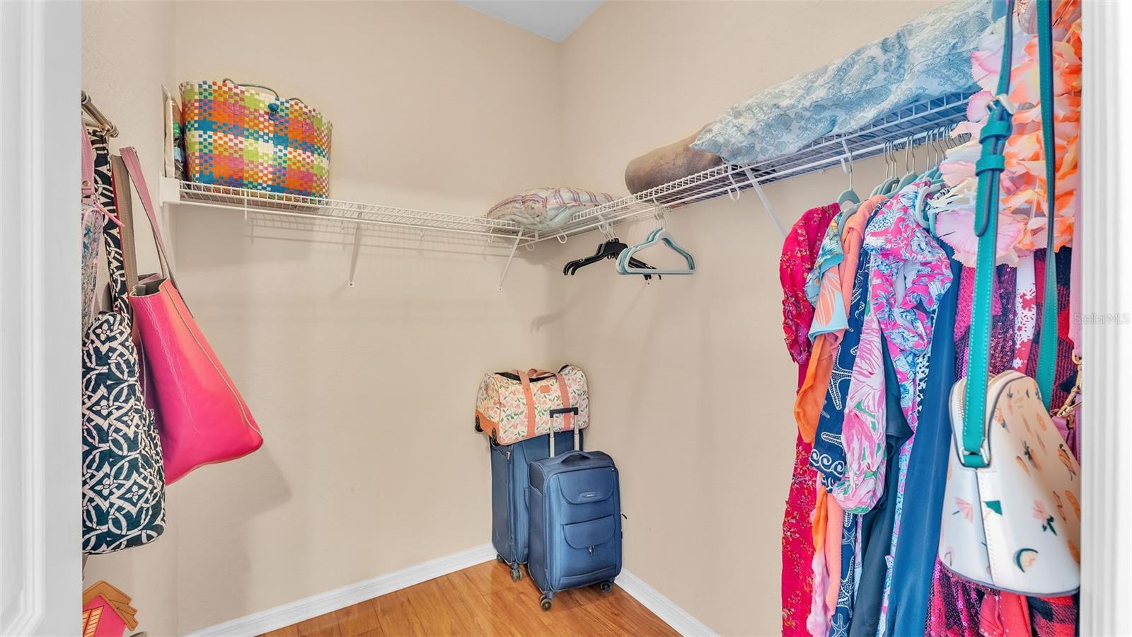 Image 37 of 47 For 3324 Oak Hill Place