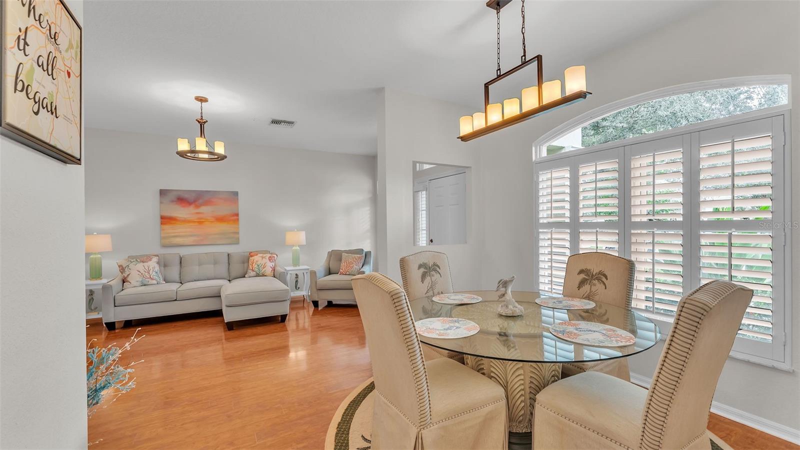 Image 6 of 47 For 3324 Oak Hill Place