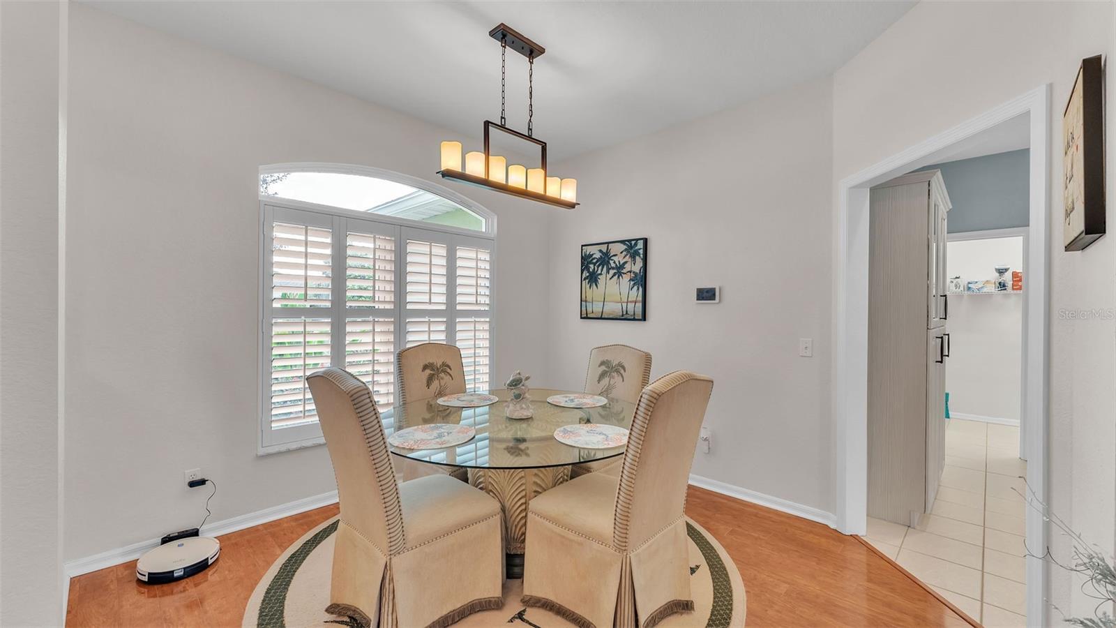 Image 7 of 47 For 3324 Oak Hill Place