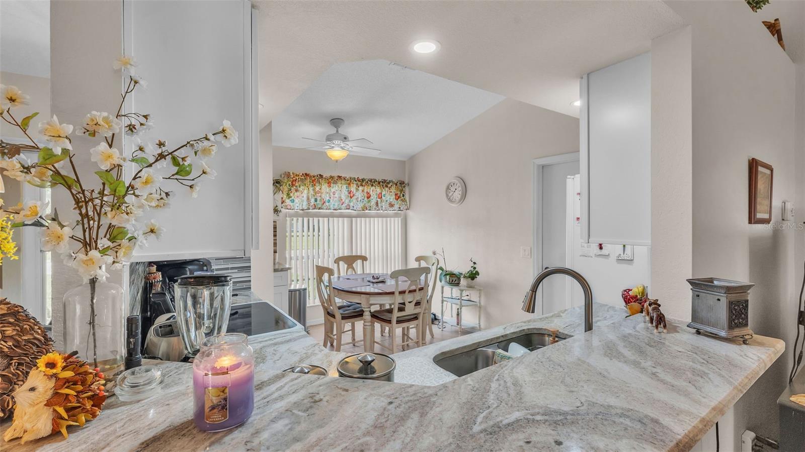 Image 13 of 44 For 7908 Kaitlin Circle