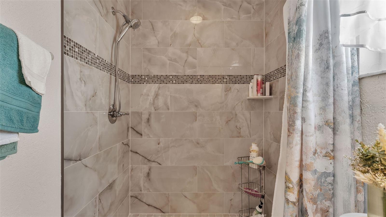 Image 18 of 44 For 7908 Kaitlin Circle