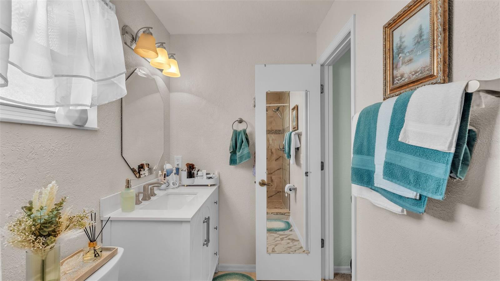 Image 19 of 44 For 7908 Kaitlin Circle