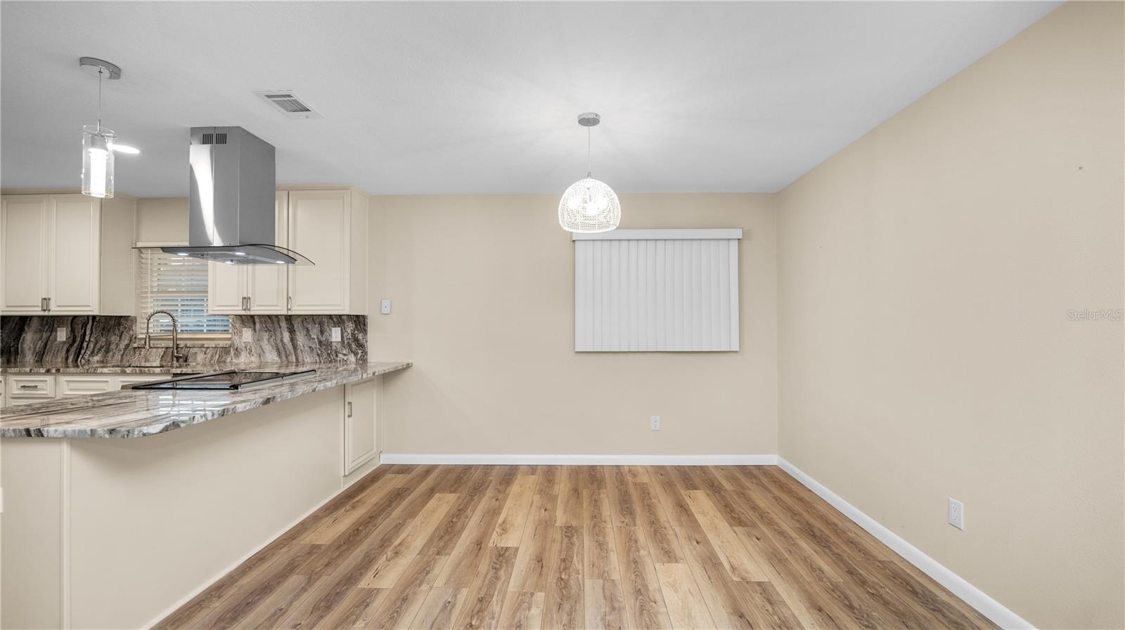 Image 18 of 83 For 5322 Lisa Avenue