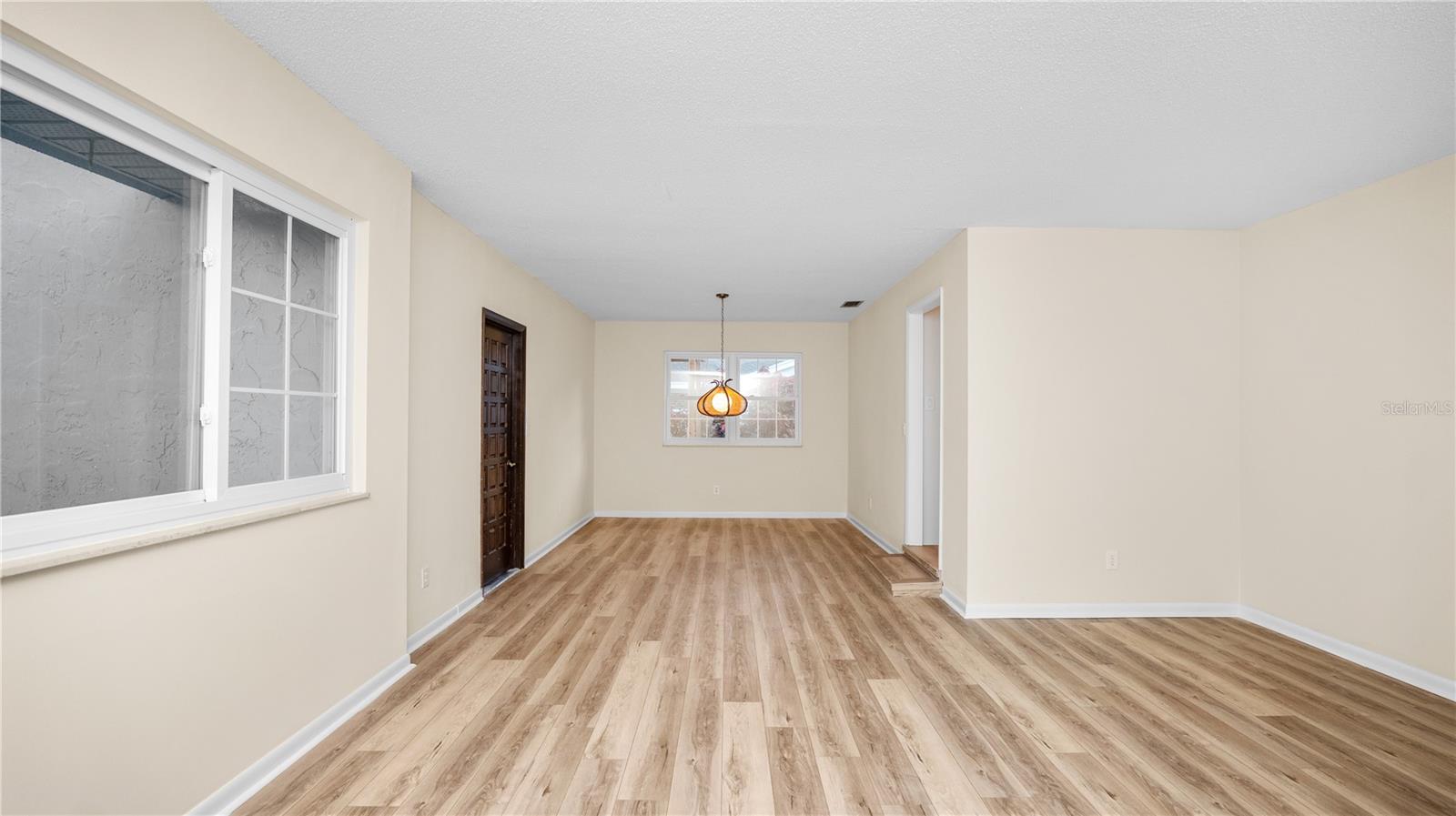 Image 21 of 83 For 5322 Lisa Avenue
