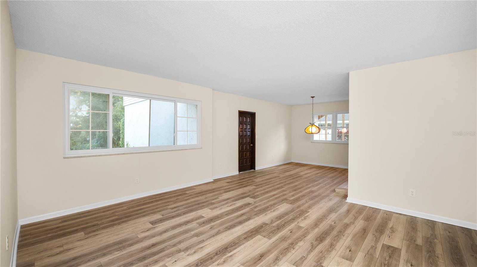 Image 23 of 83 For 5322 Lisa Avenue