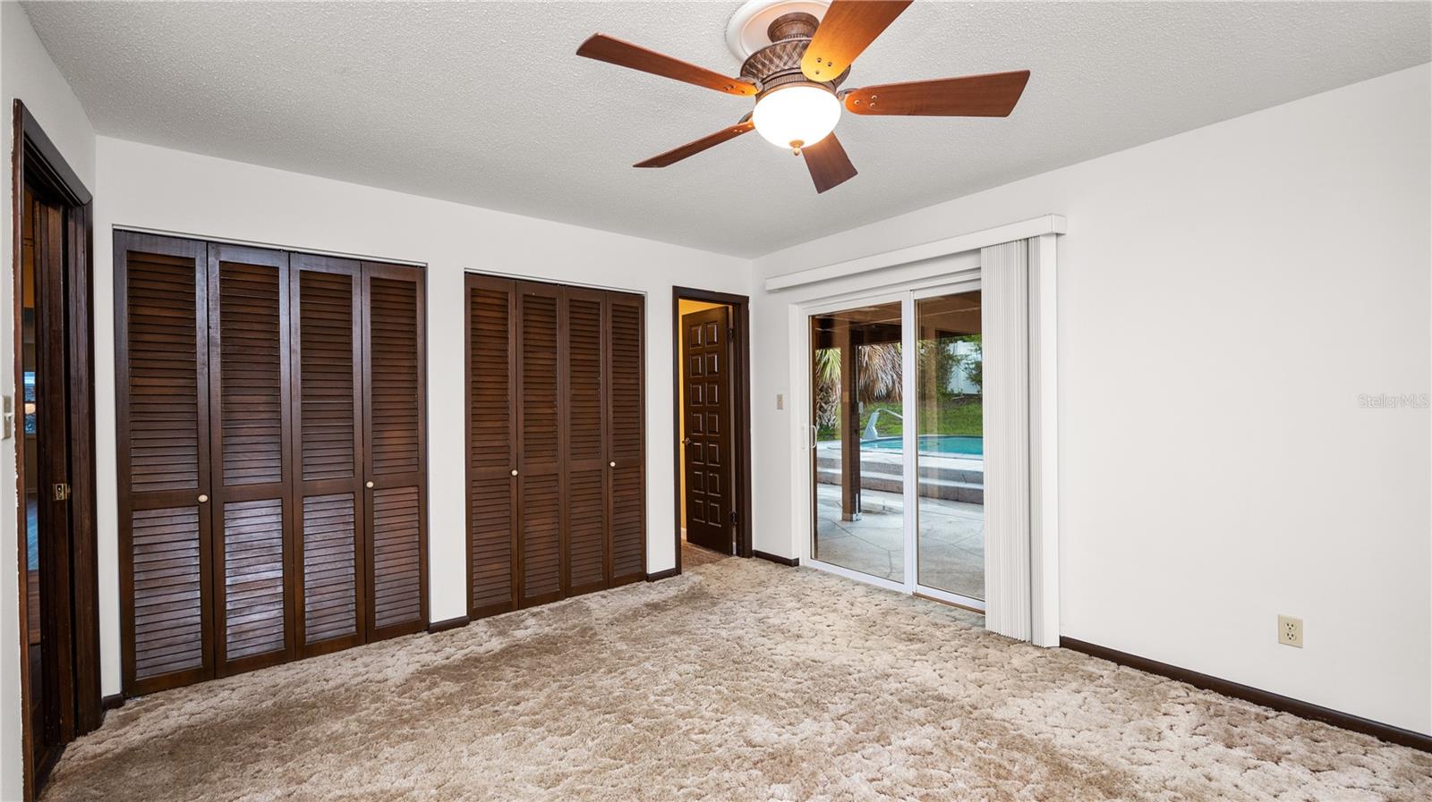 Image 32 of 83 For 5322 Lisa Avenue
