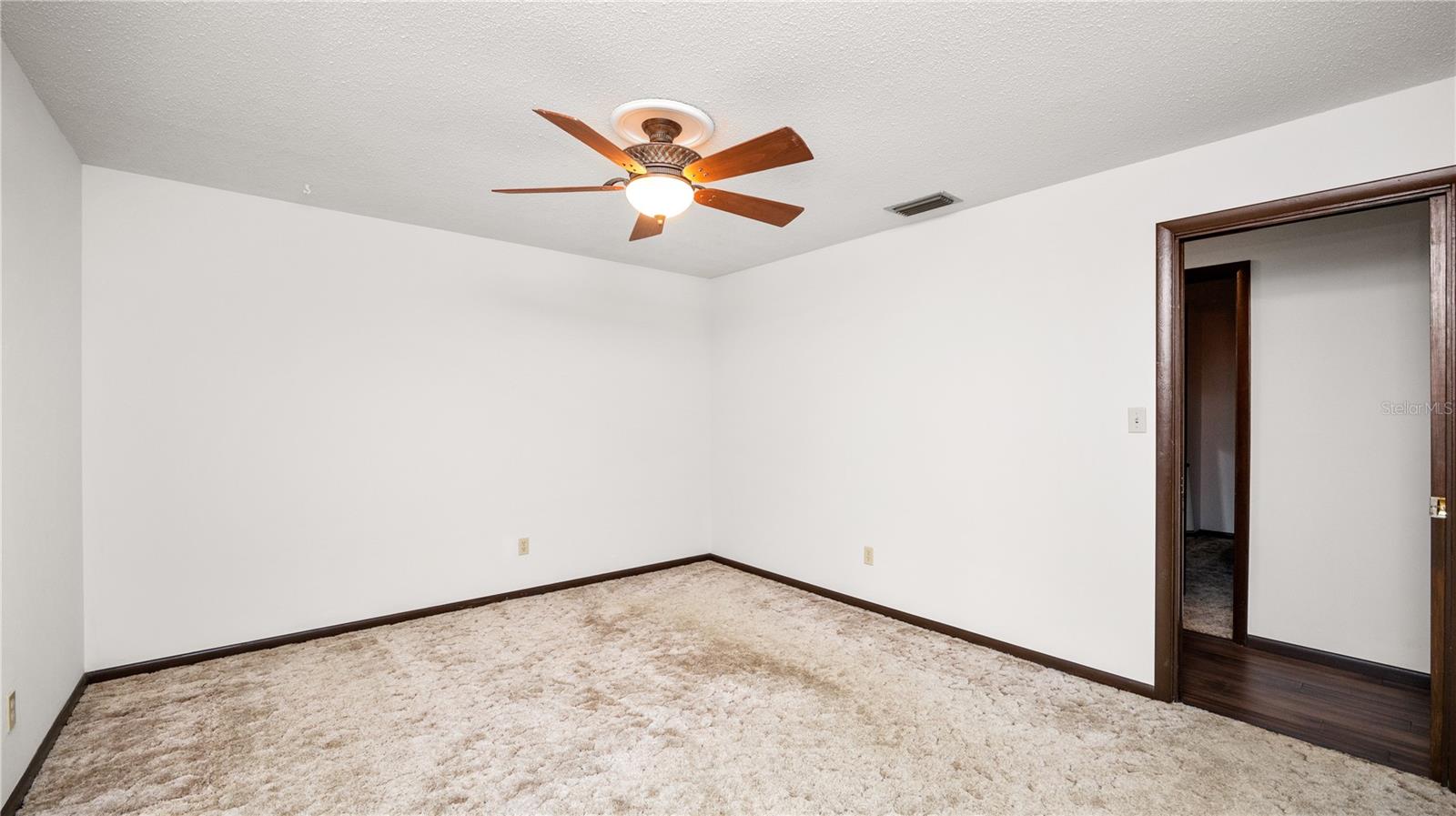 Image 38 of 83 For 5322 Lisa Avenue