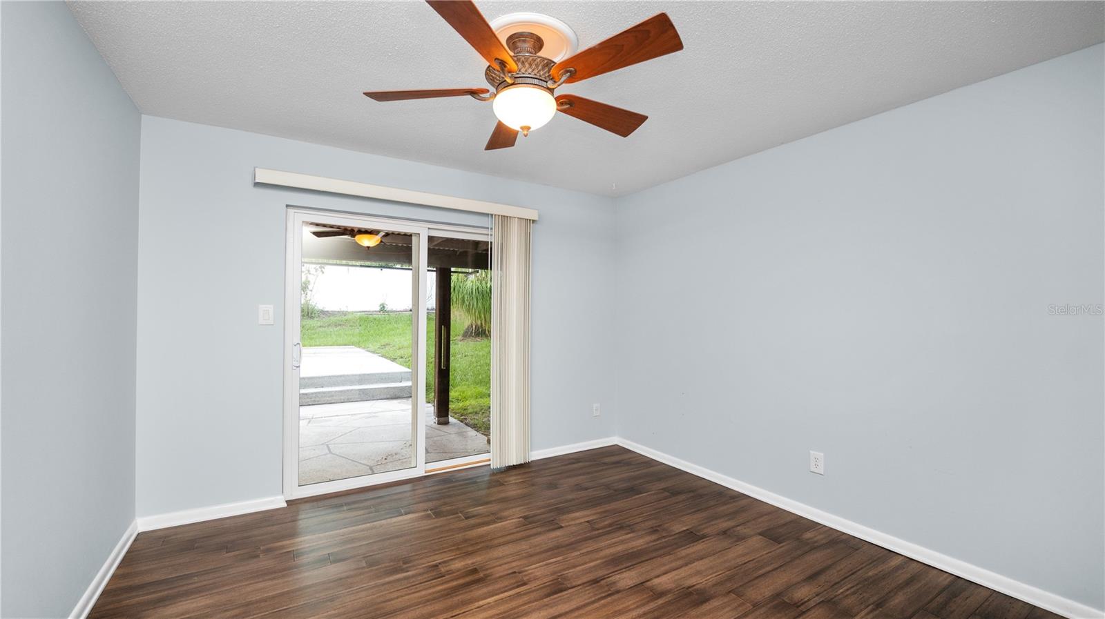 Image 42 of 83 For 5322 Lisa Avenue