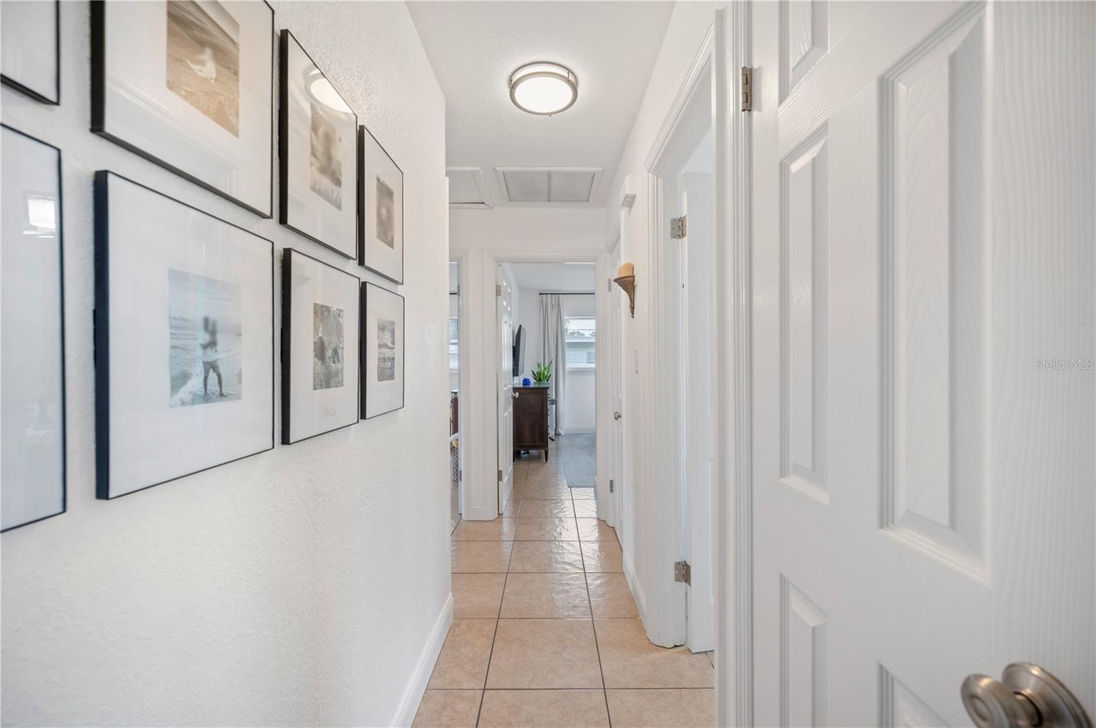 Image 16 of 39 For 402 Flamingo Drive