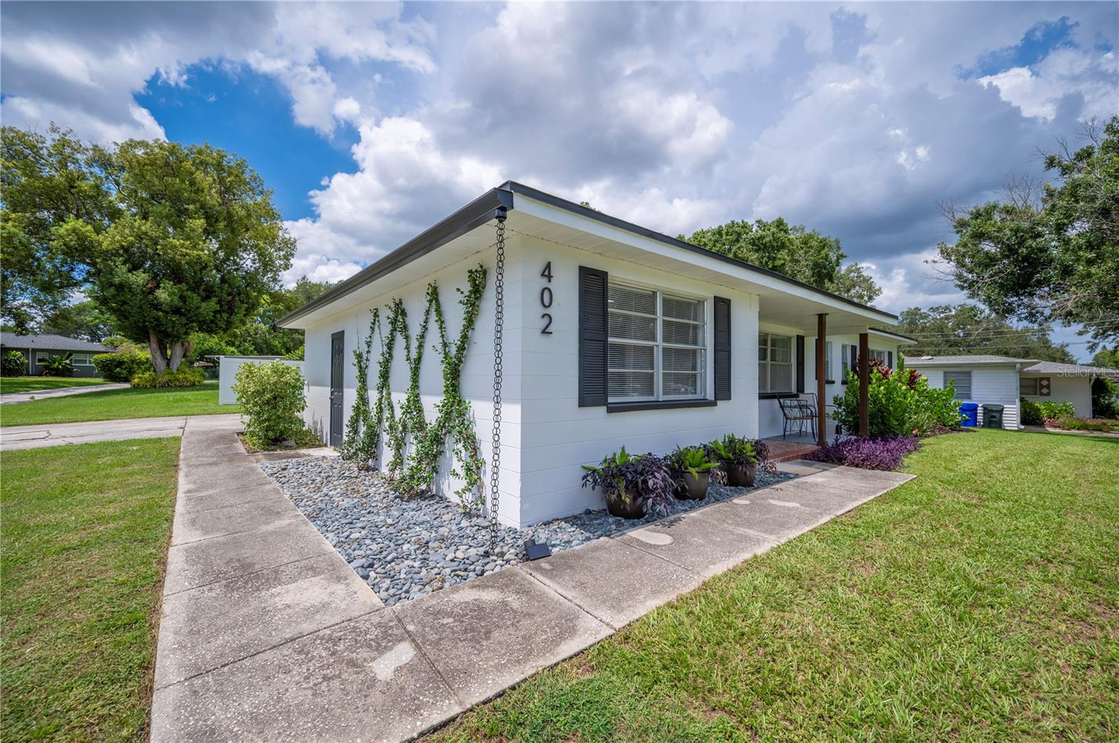 Image 3 of 39 For 402 Flamingo Drive