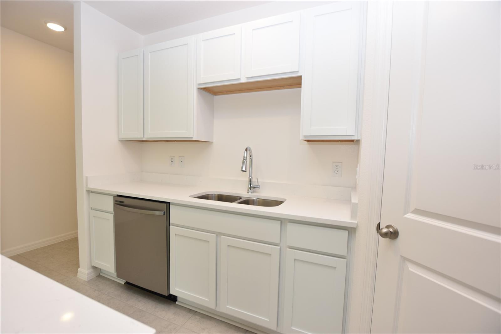Image 10 of 40 For 4130 Collegiate Boulevard