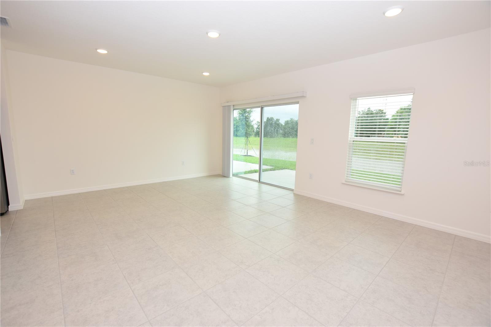 Image 37 of 40 For 4130 Collegiate Boulevard