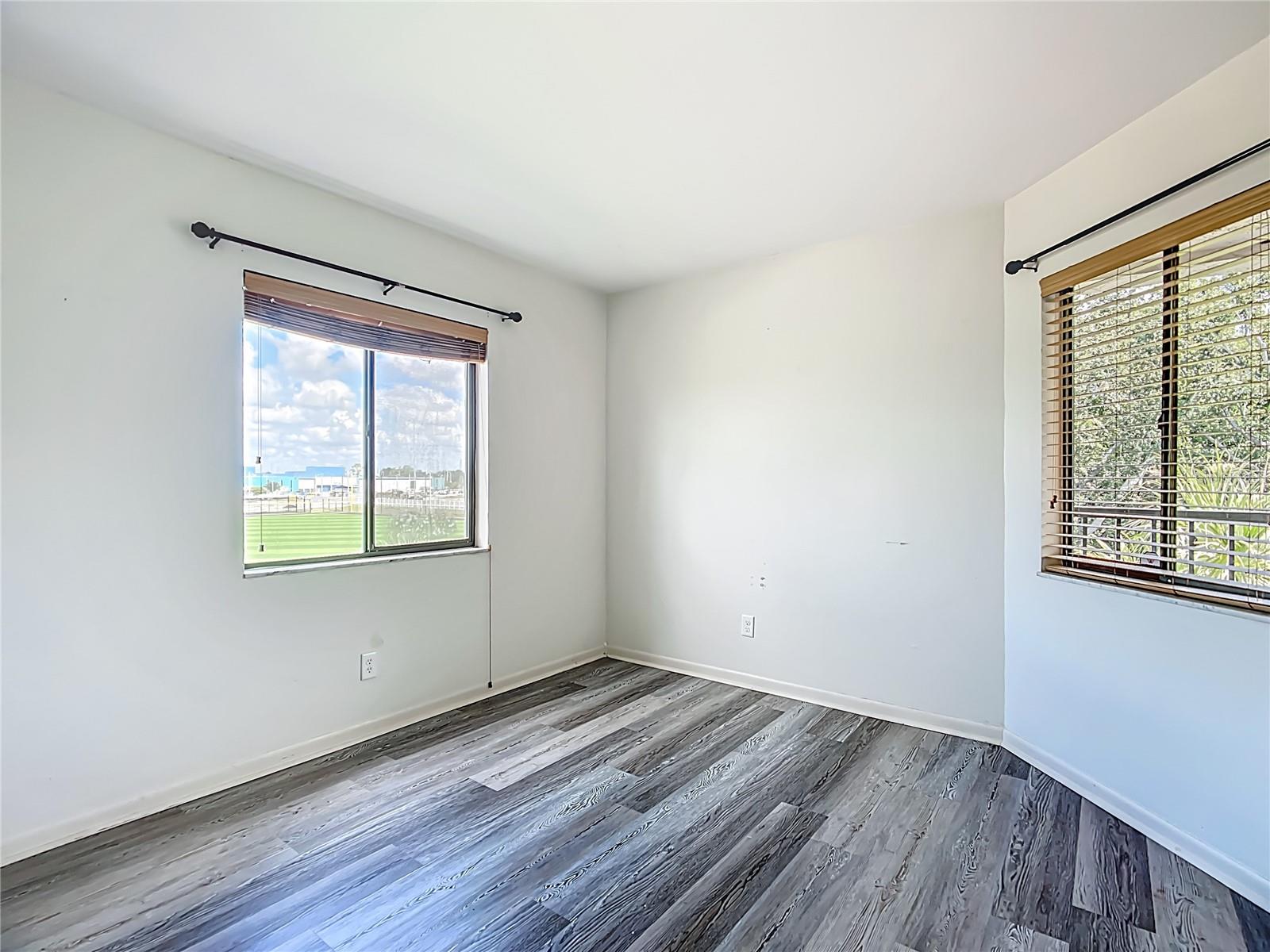 Image 17 of 39 For 2037 San Marcos Drive Se 335