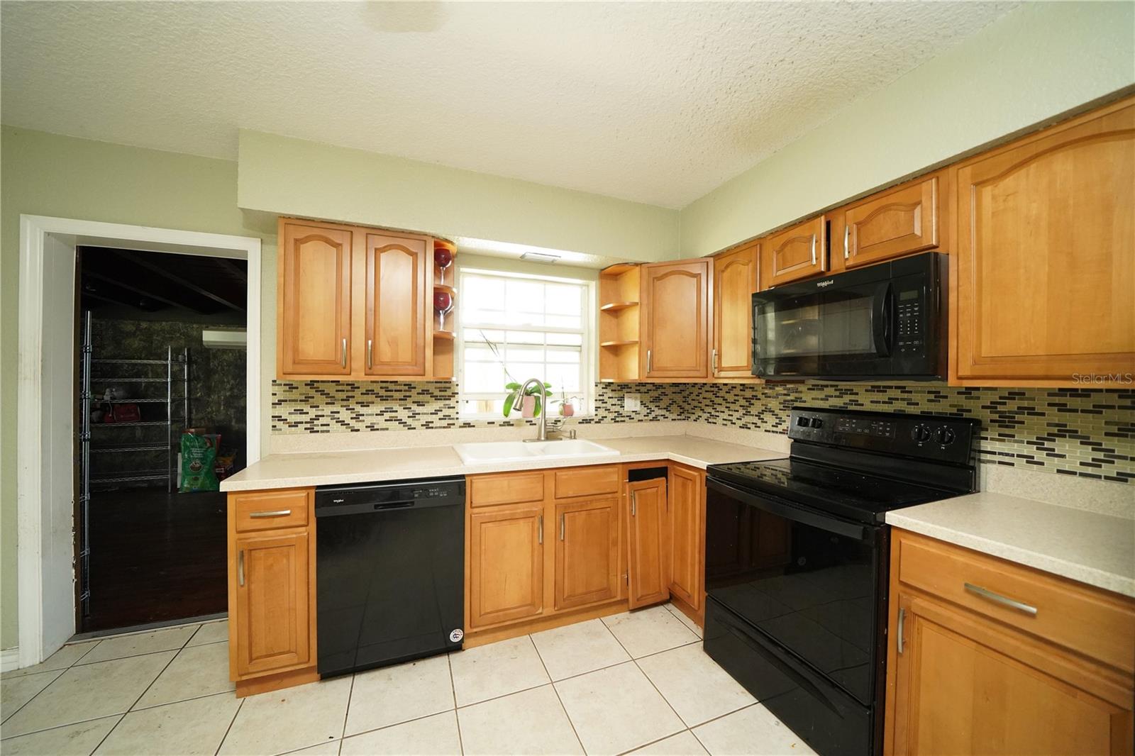 Image 16 of 33 For 113 Citrus Drive