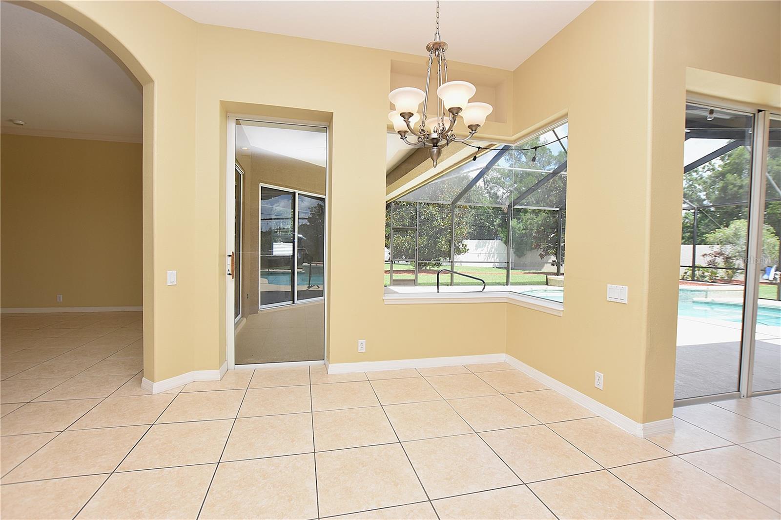 Image 11 of 65 For 3203 Highlands Lakeview Circle