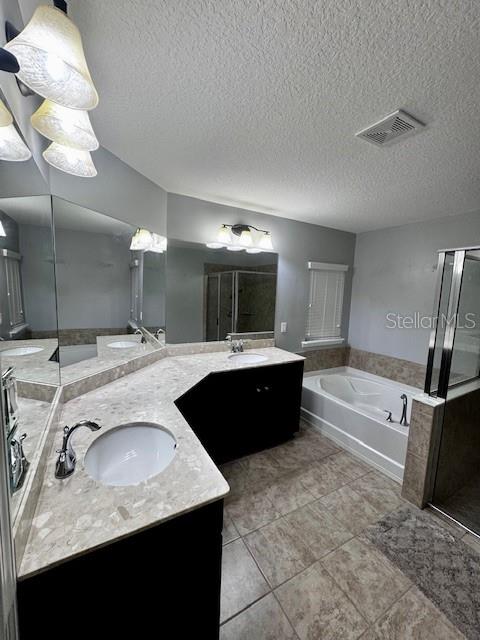 Image 14 of 33 For 86044 Tropicana Court