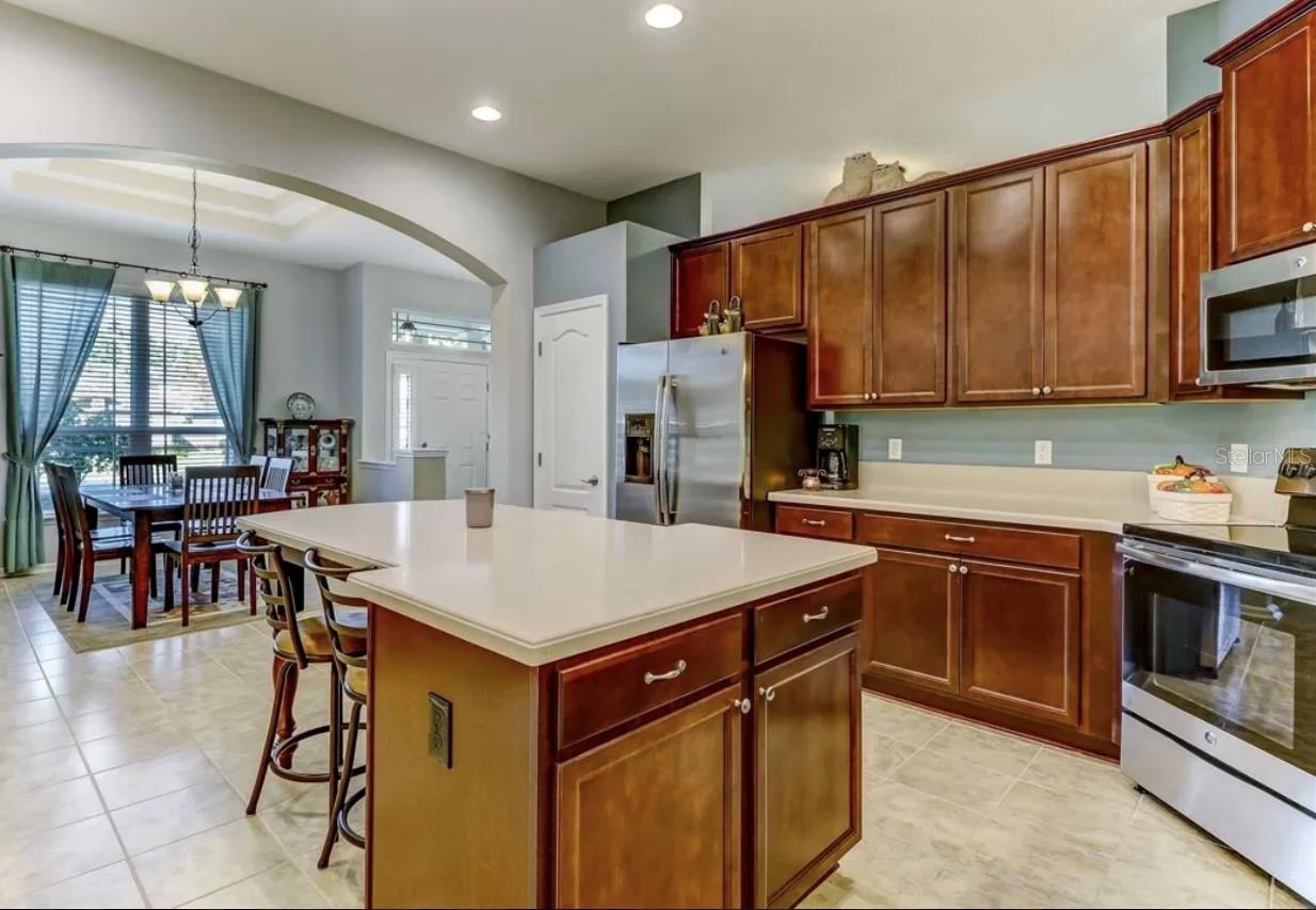 Image 8 of 33 For 86044 Tropicana Court