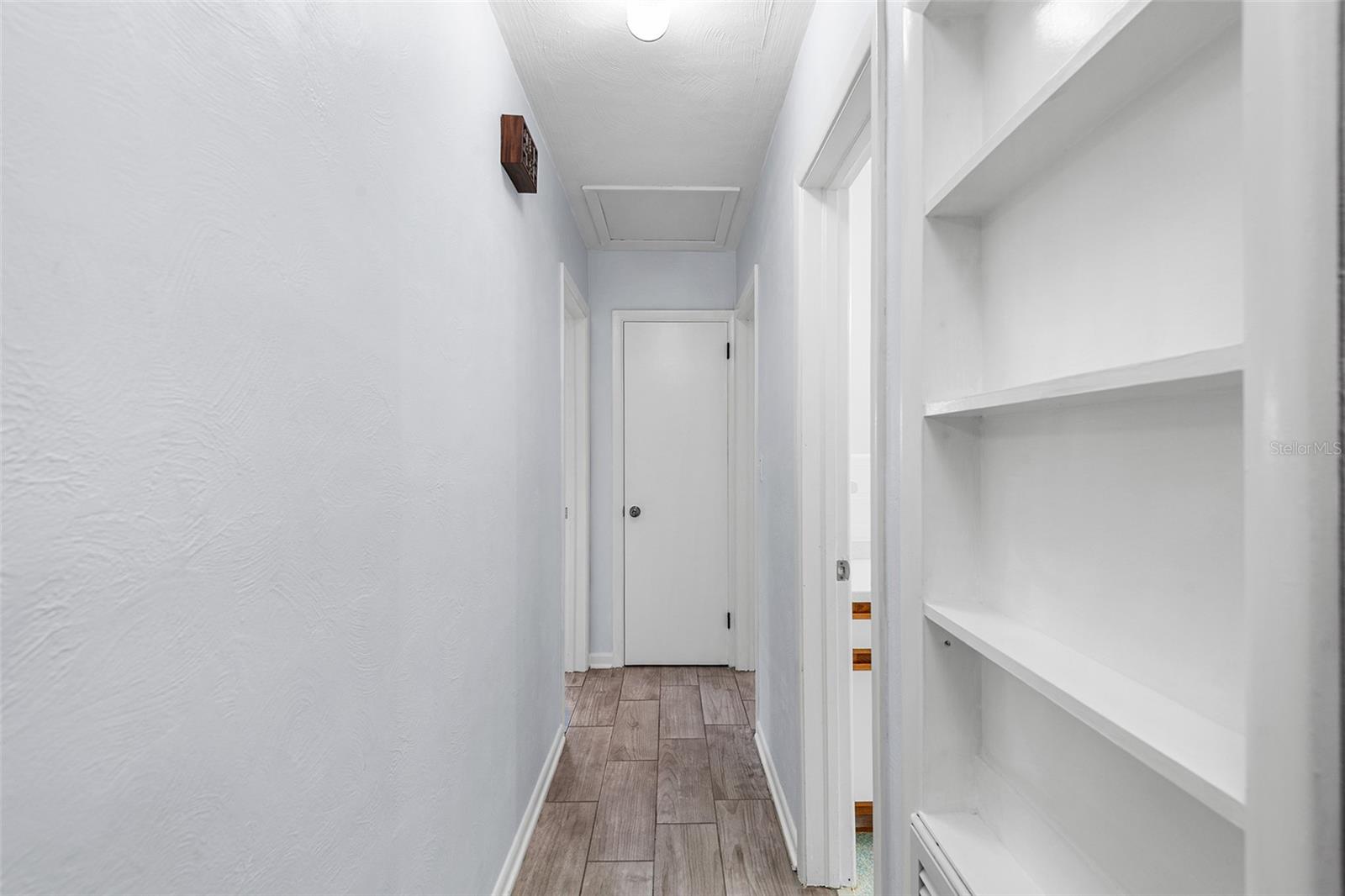 Image 20 of 51 For 821 Hollingsworth Road