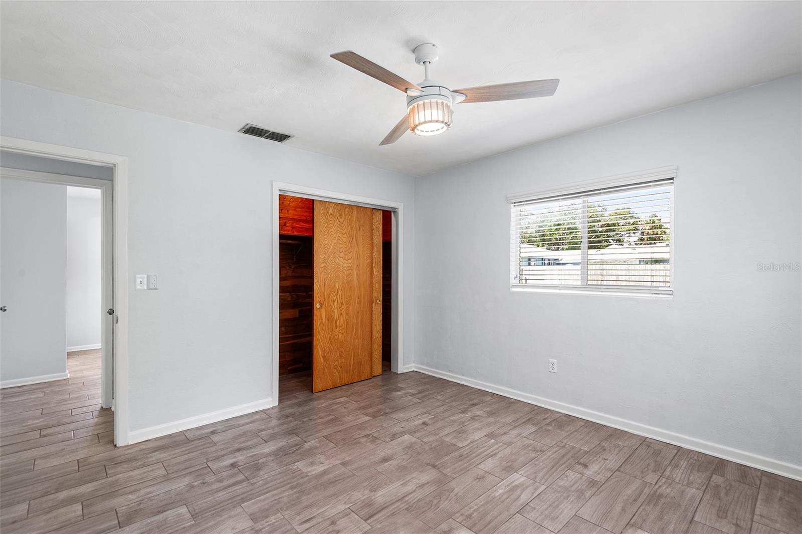 Image 22 of 51 For 821 Hollingsworth Road