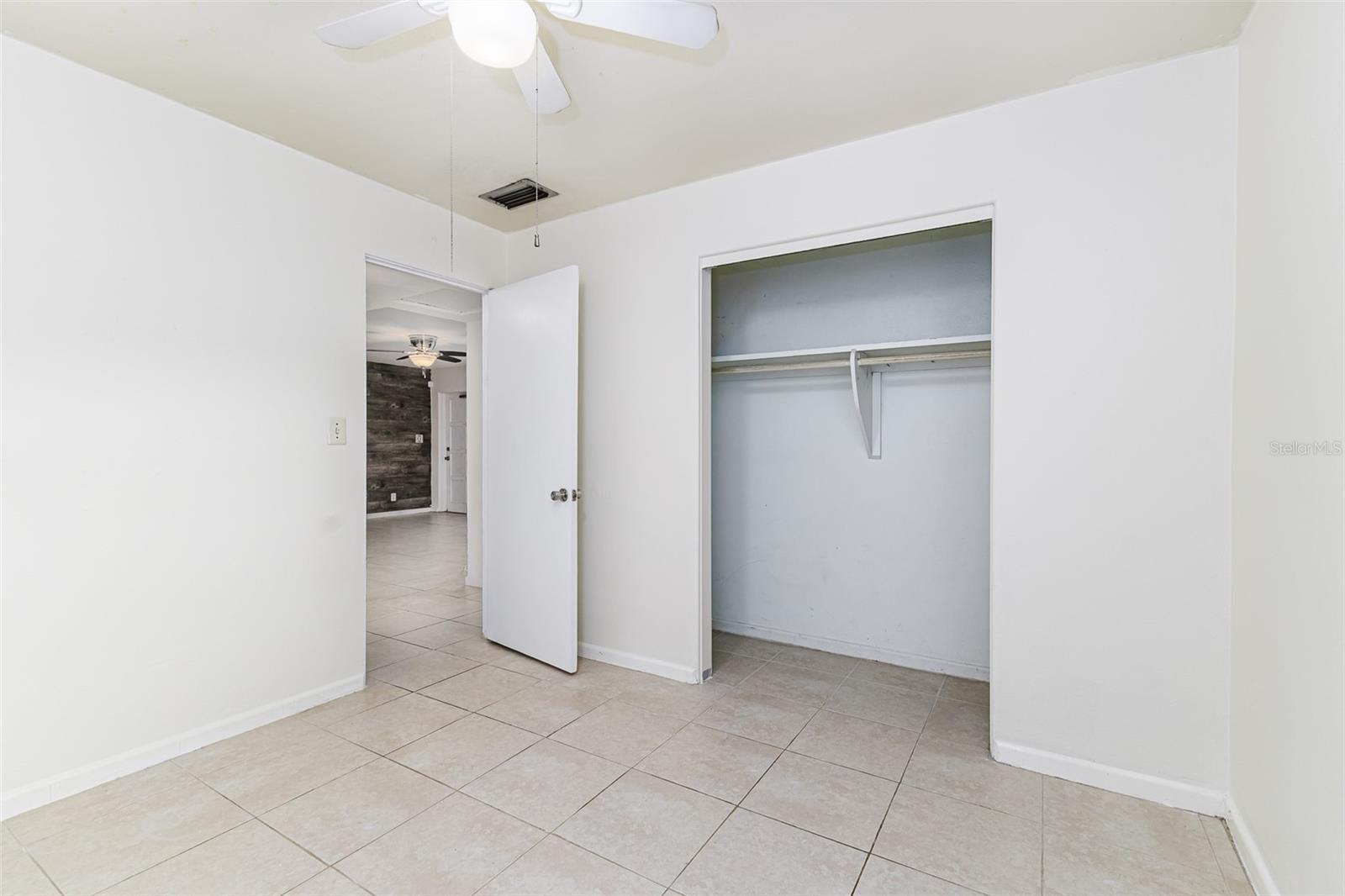 Image 18 of 32 For 2655 Avocado Road