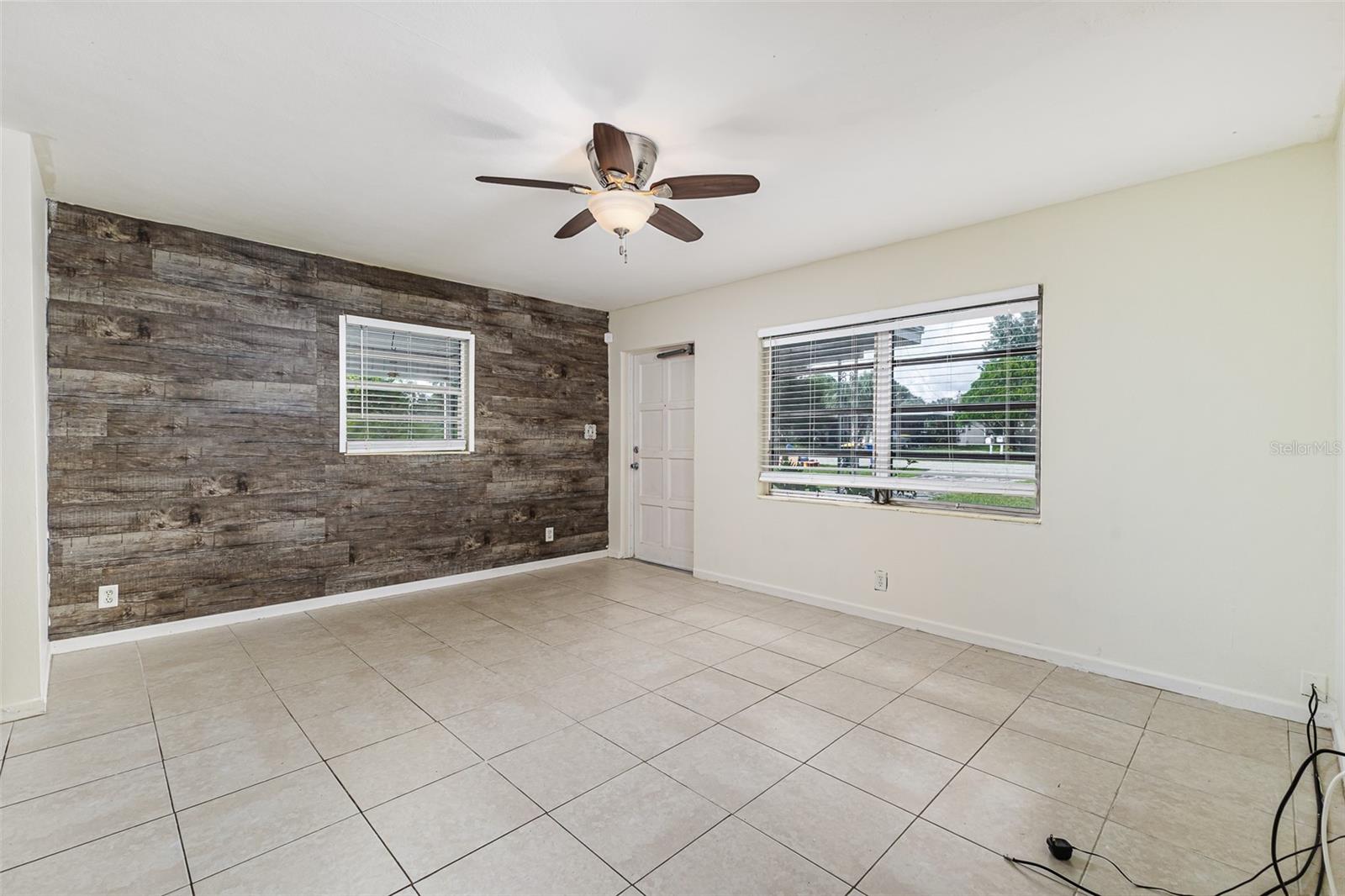Image 2 of 32 For 2655 Avocado Road