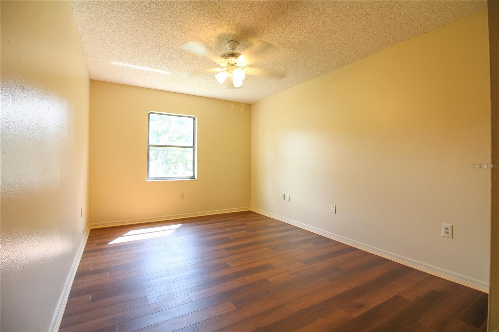 Image 14 of 16 For 6324 Highland Gardens Court