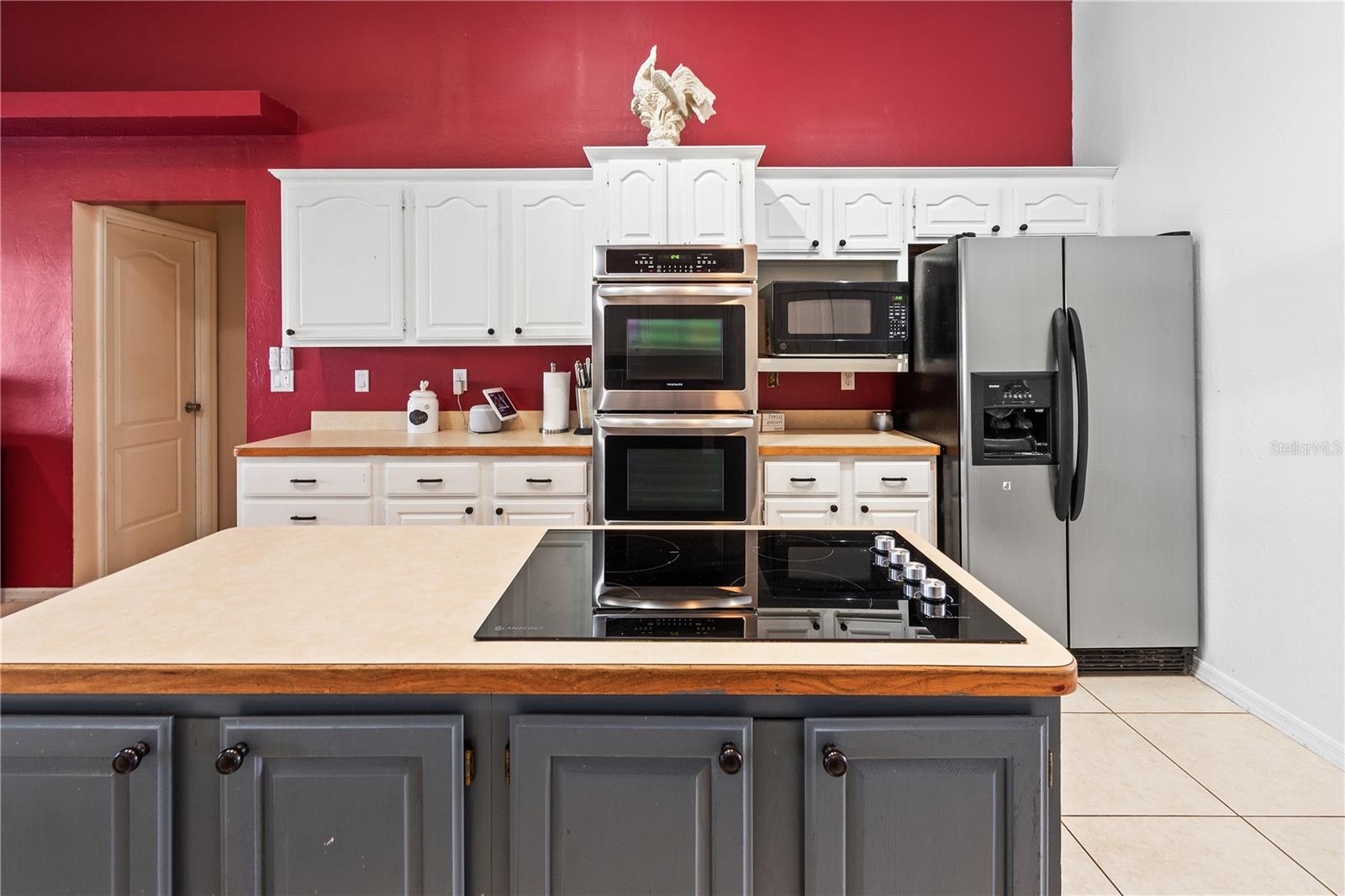 Image 14 of 61 For 2435 Azalea Drive
