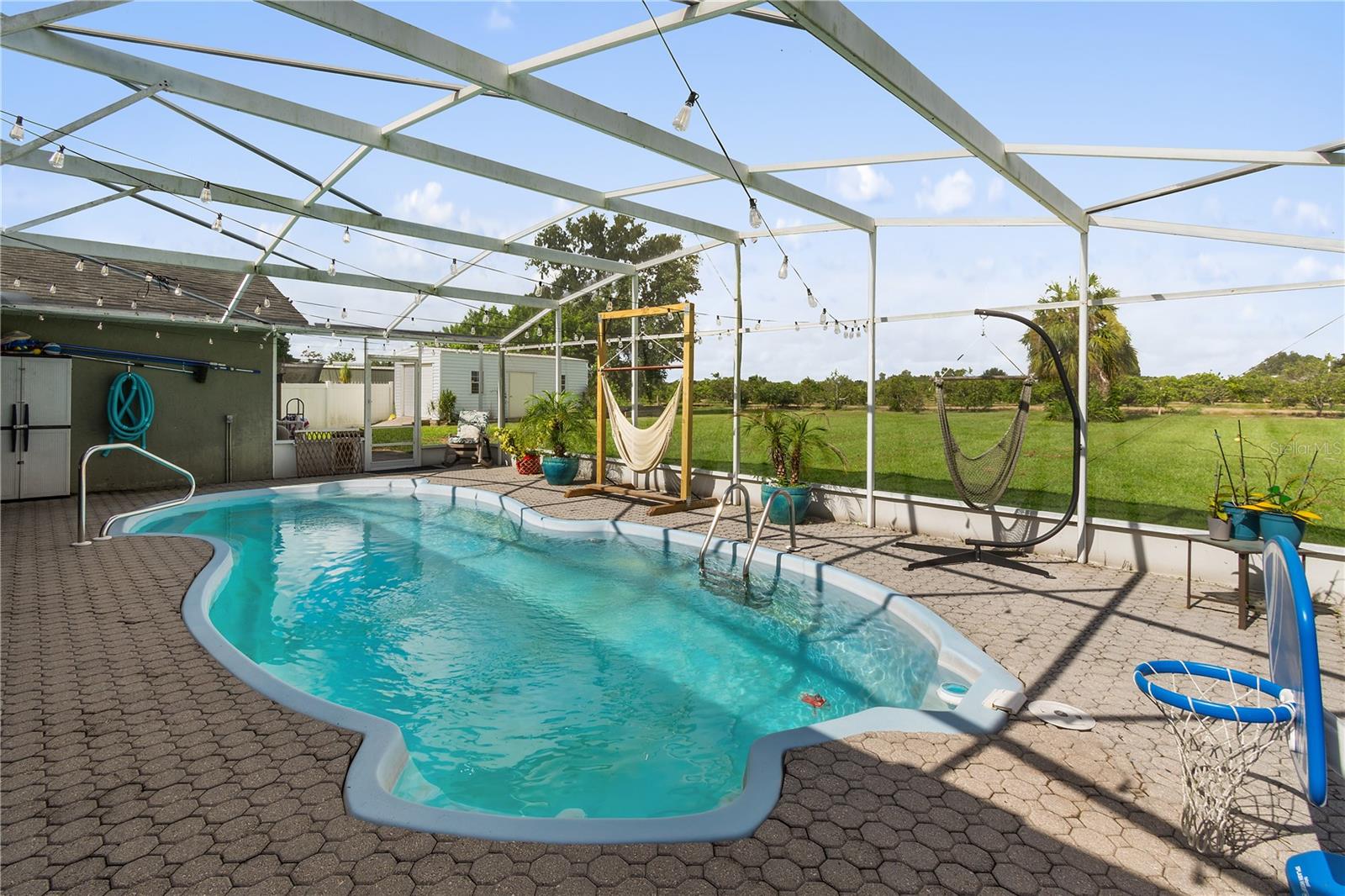 Image 41 of 61 For 2435 Azalea Drive