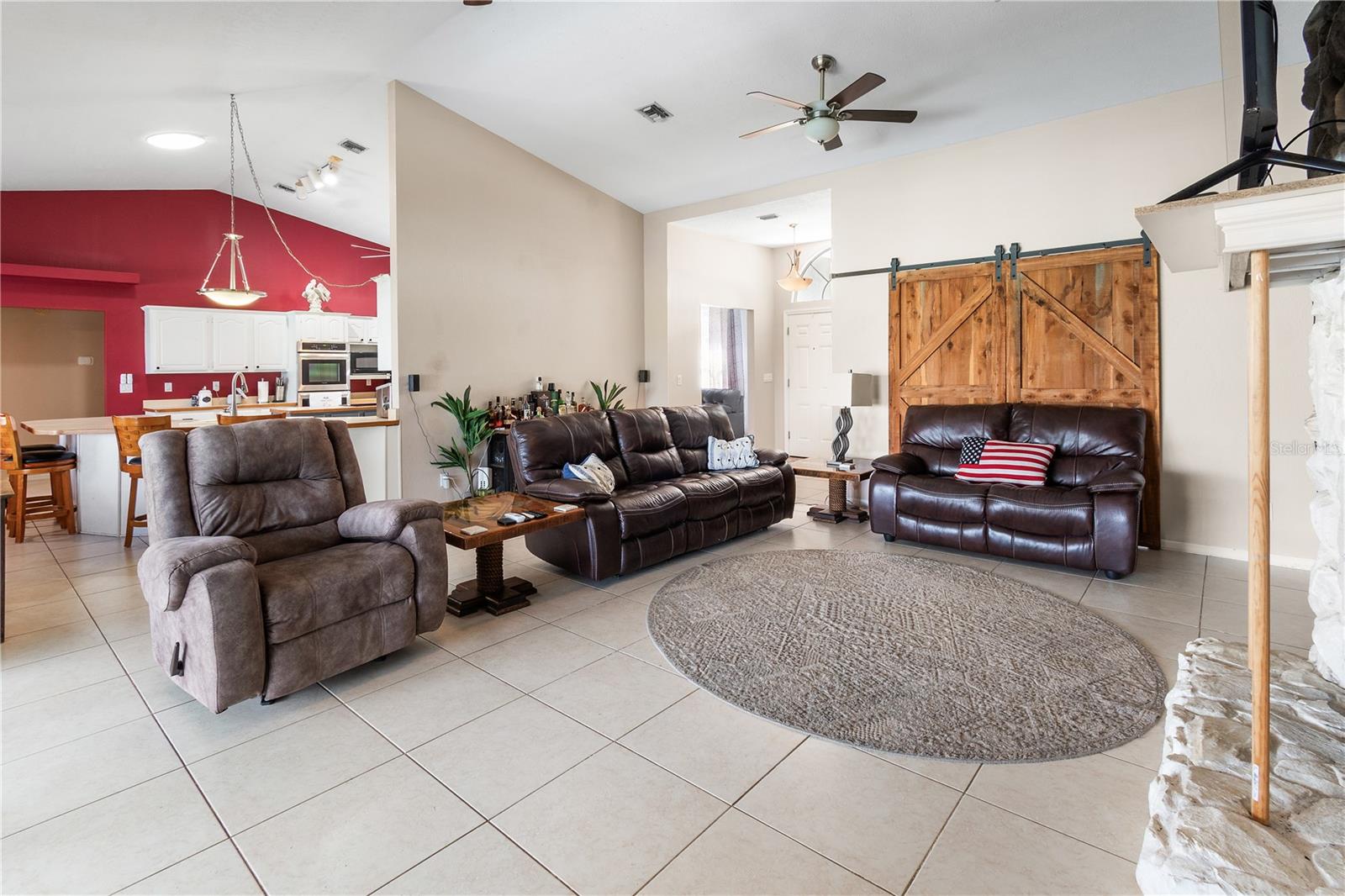 Image 7 of 61 For 2435 Azalea Drive