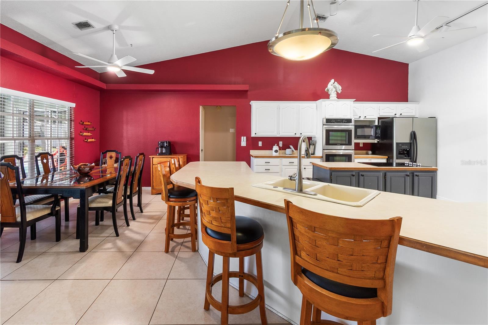 Image 9 of 61 For 2435 Azalea Drive