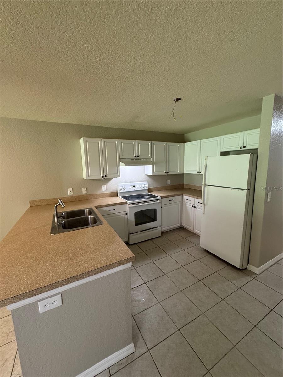 Image 4 of 16 For 1011 Fox Lake Drive