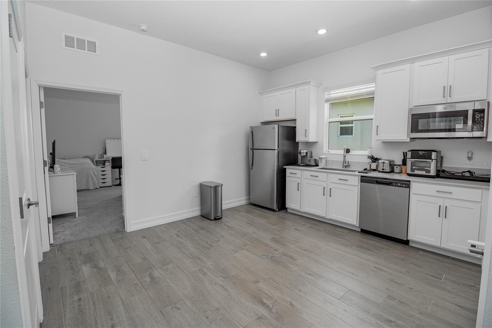 Image 11 of 43 For 12484 Bergstrom Bay Drive