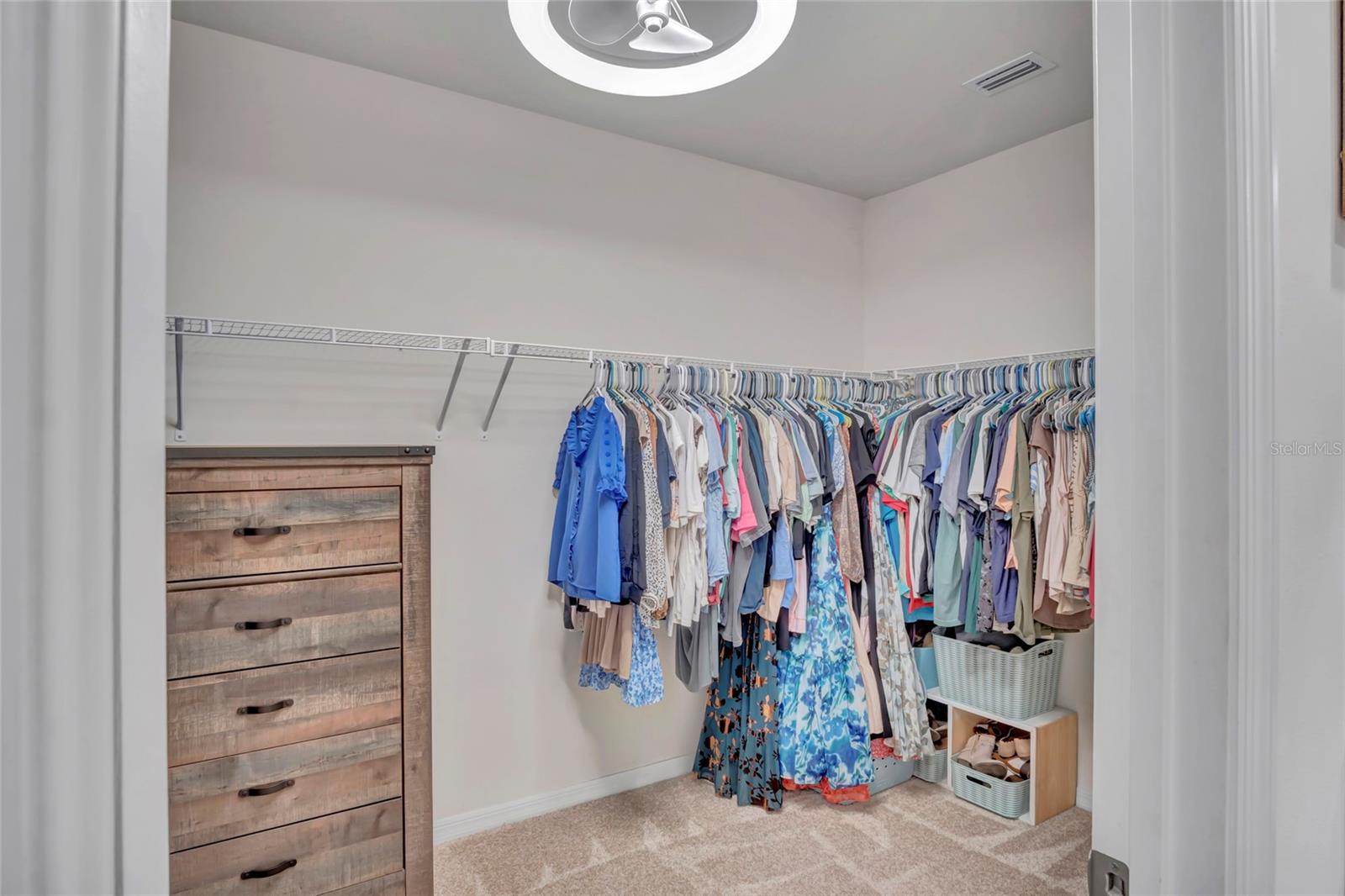 Image 18 of 37 For 10 Caballero Court