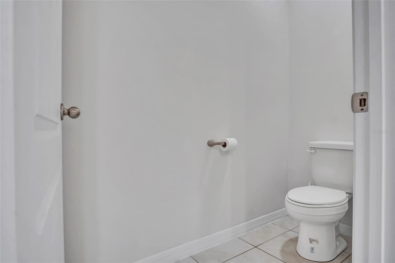 Image 19 of 37 For 10 Caballero Court