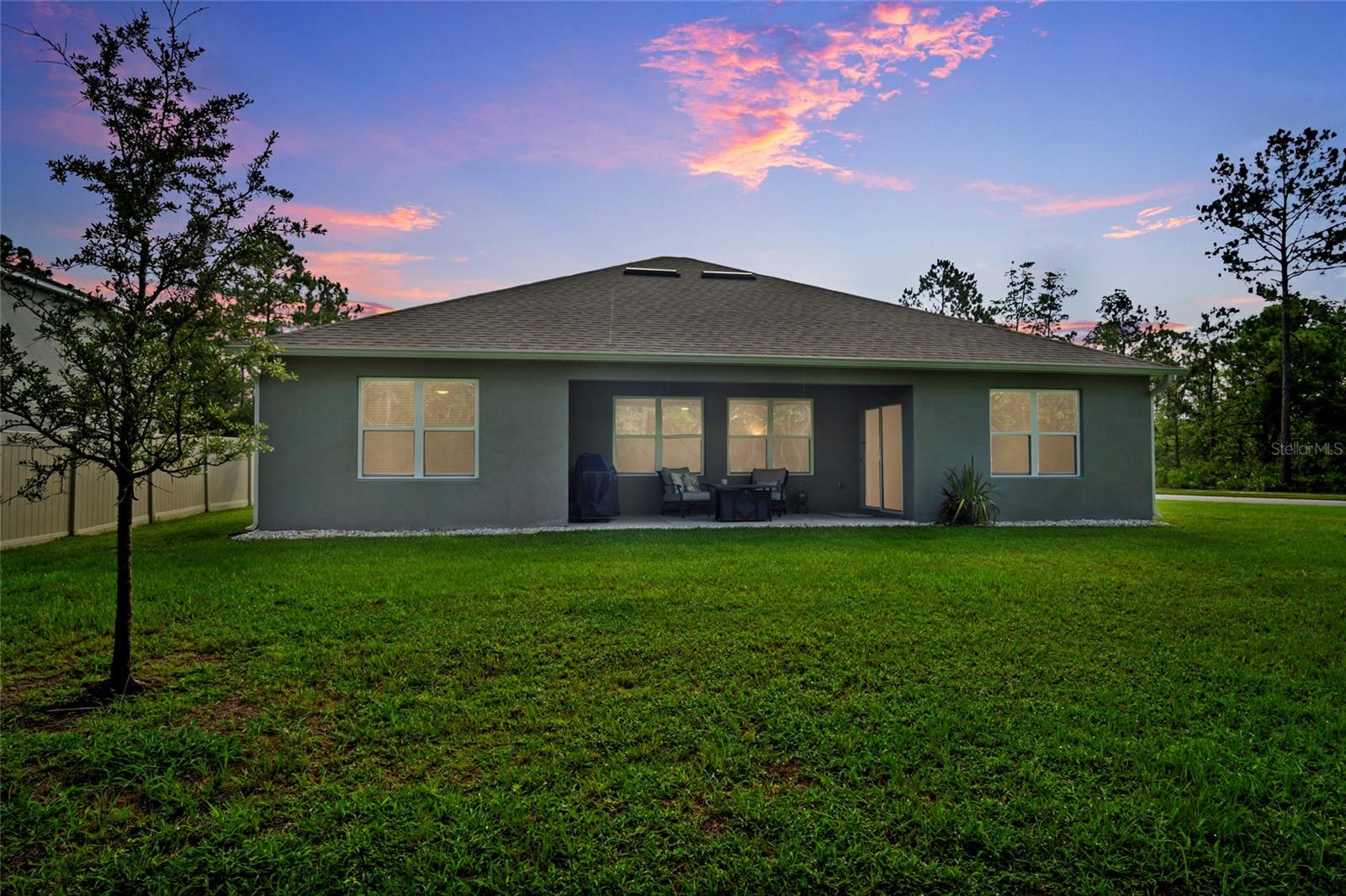 Image 4 of 37 For 10 Caballero Court
