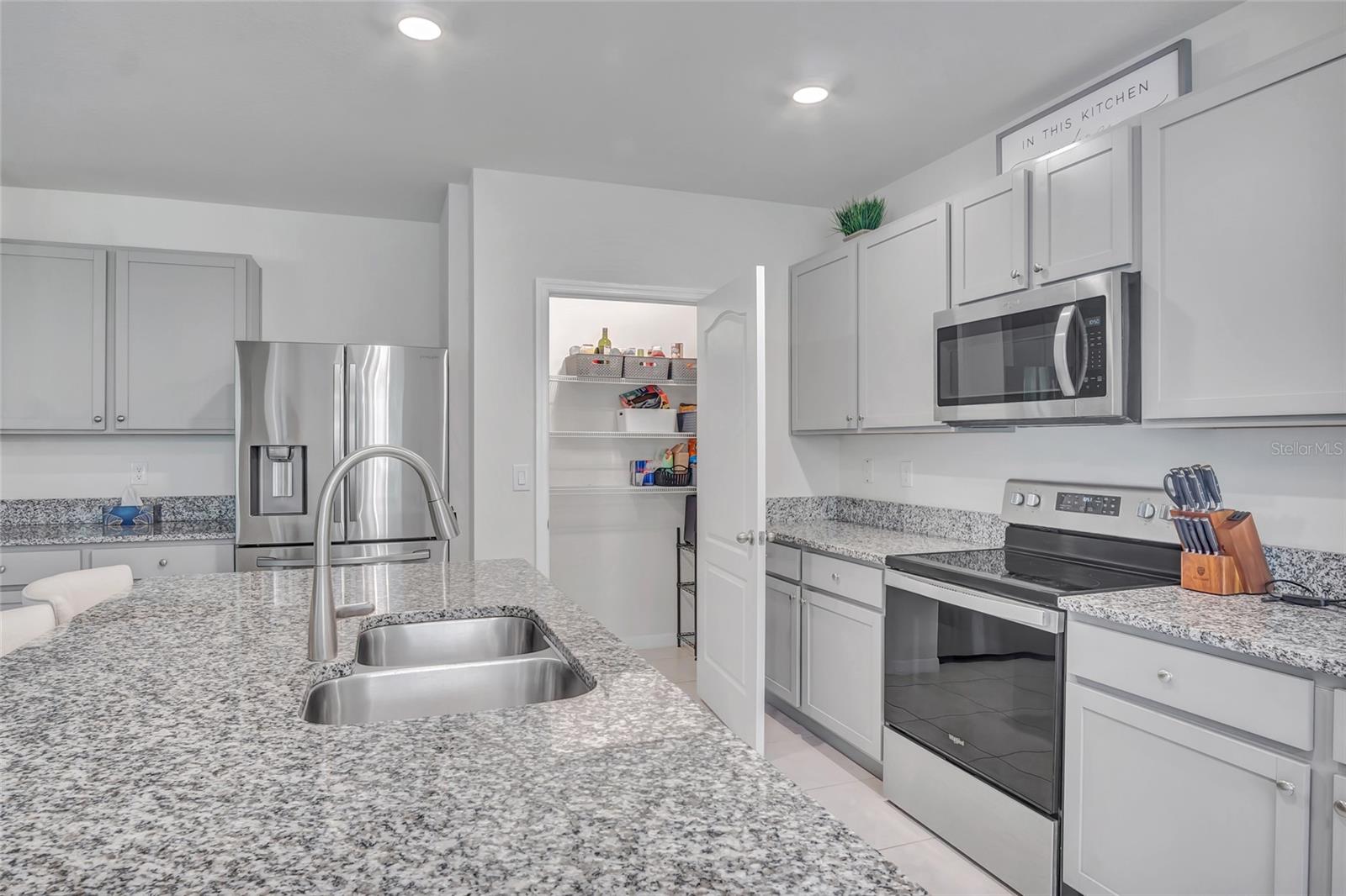 Image 9 of 37 For 10 Caballero Court