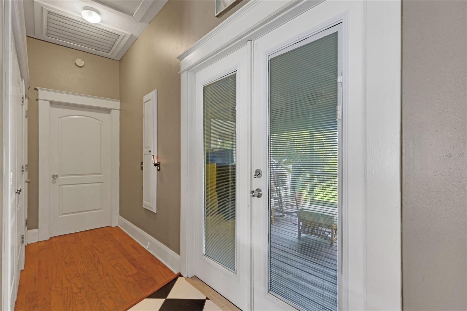 Image 22 of 63 For 214 Patten Heights Street