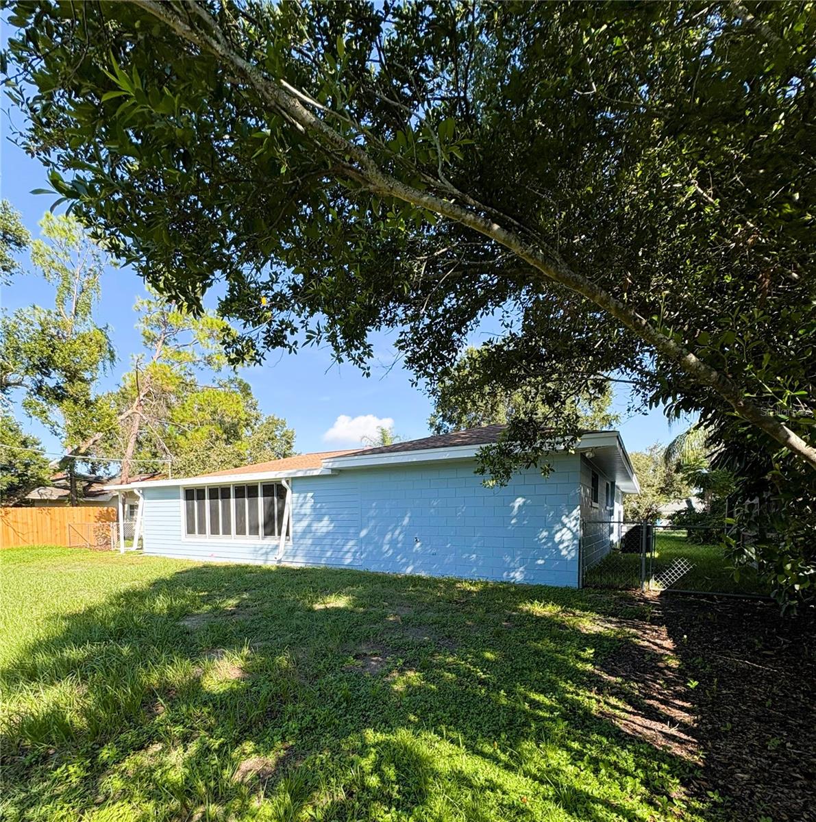 Image 25 of 27 For 417 Alachua Drive
