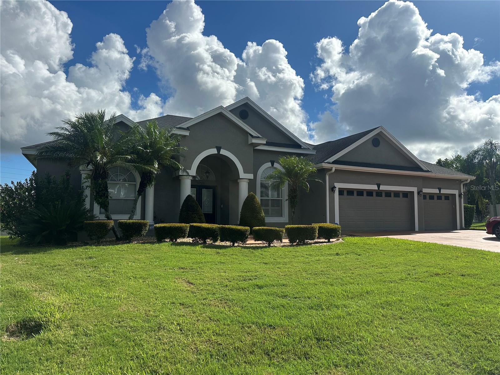 Details for 6720 Hartsworth Drive, LAKELAND, FL 33813