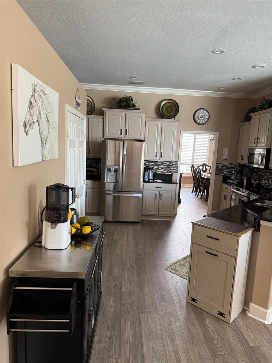Image 16 of 68 For 6720 Hartsworth Drive