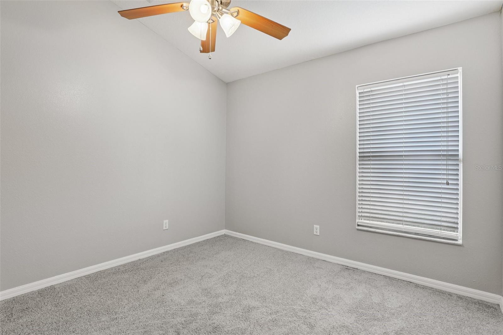 Image 36 of 43 For 3033 Buckeye Pointe Drive