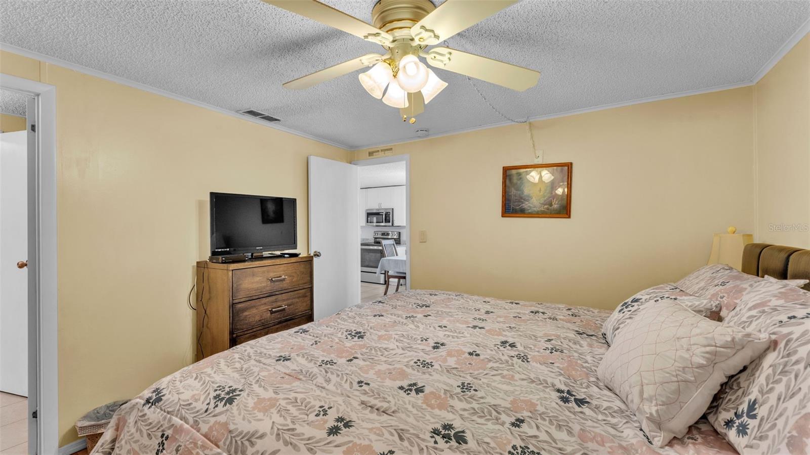 Image 22 of 48 For 3279 Pebble Bend Drive