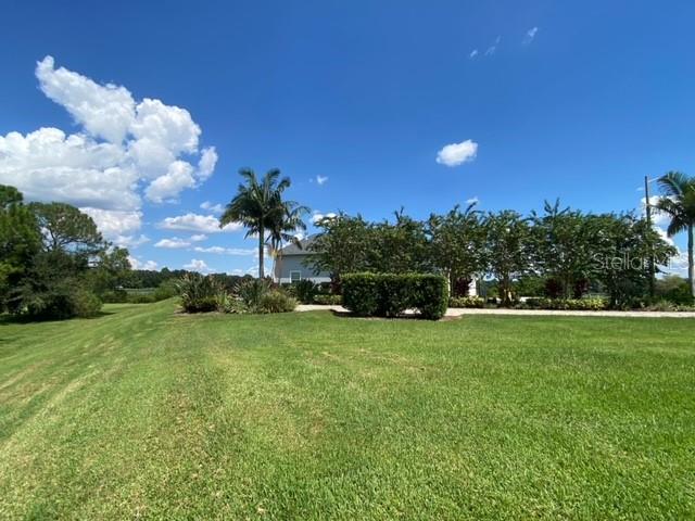 Image 11 of 15 For 706 Meandering Way