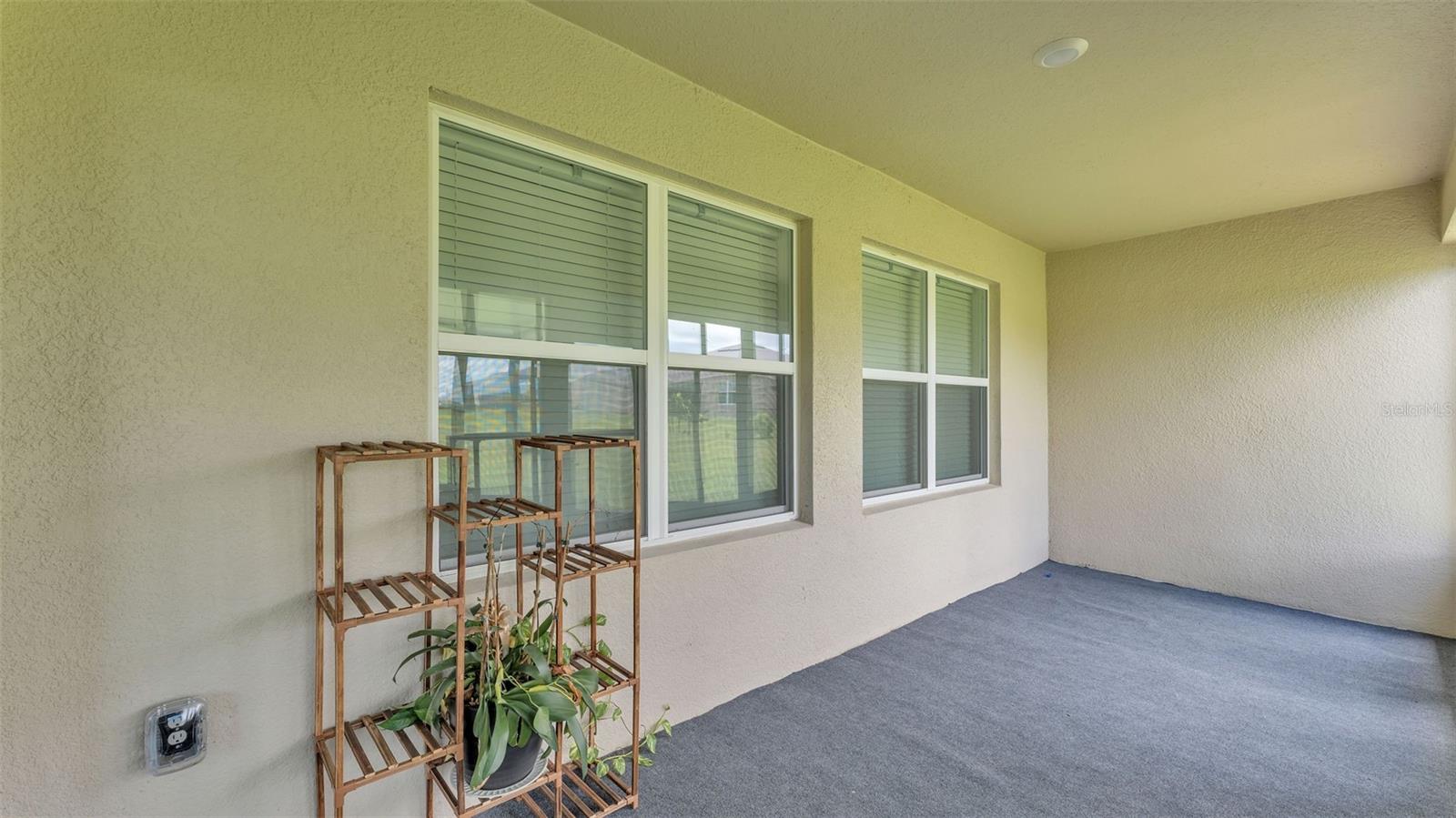 Image 39 of 49 For 3140 Caspian Feather Street