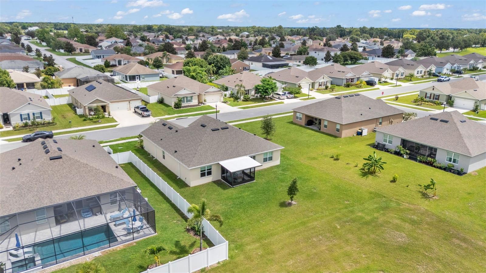 Image 8 of 49 For 3140 Caspian Feather Street